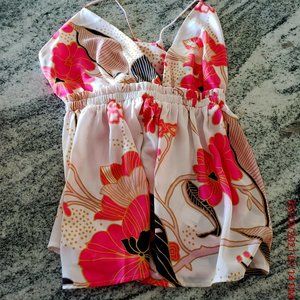 Express sexy flowy top